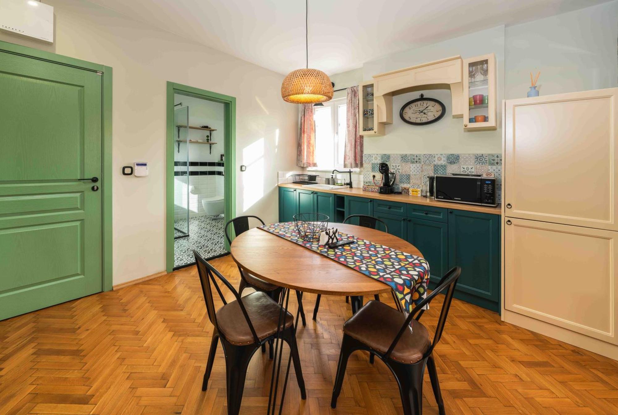 Heart Of The City Center Lux Apartment With View Sofia Buitenkant foto